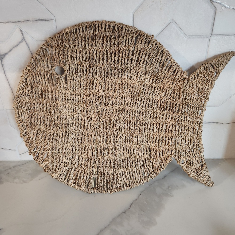 Handwoven‎ Seagrass Fish Shaped Placemat Table Decor Nautical Coastal wall decor